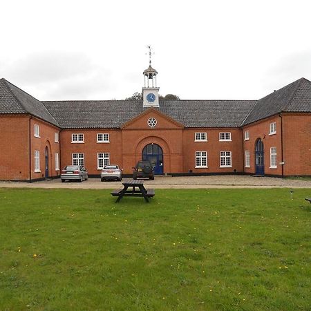 The Stables At Henham Park Acomodação com café da manhã Southwold Exterior foto